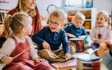 découvrez des idées innovantes pour une activité musicale adaptée aux enfants de 3 à 5 ans, favorisant l'apprentissage ludique et le développement de la créativité.
